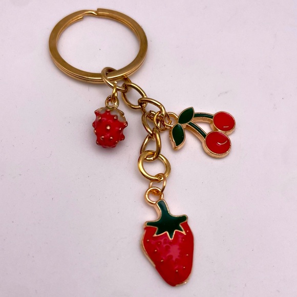 DAINTY RED BERRIES | Bag Charm | Keychain (Brand New!) ✨ - Picture 4 of 12